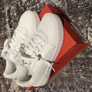 Puma Carina 2.0 platform sneaker 7.5